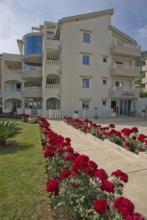 Vila V Lux Apartments Petrovac Luaran gambar