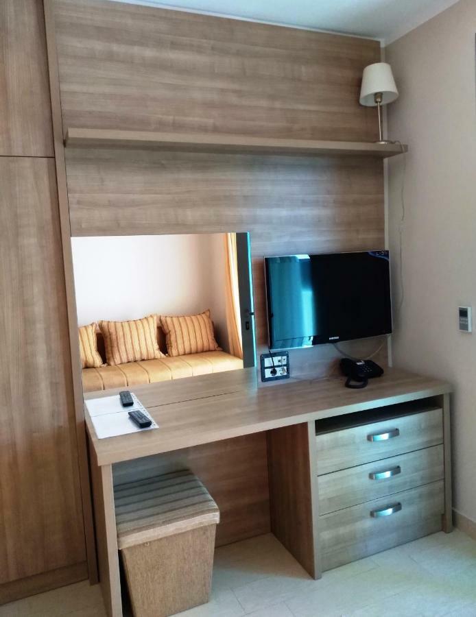 Vila V Lux Apartments Petrovac Luaran gambar